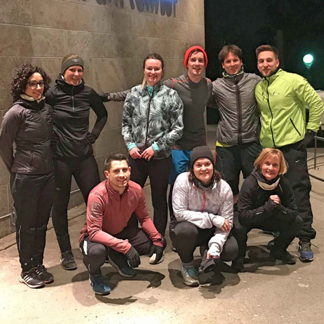 Outdoor Fitness und Gruppentraining im Rosensteinpark in Stuttgart.